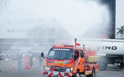 Hino Tampilkan Unit Pemadam Kebakaran Hino 300 Series di GIICOMVEC Lengkap dengan Edukasi Penanganan Kebakaran